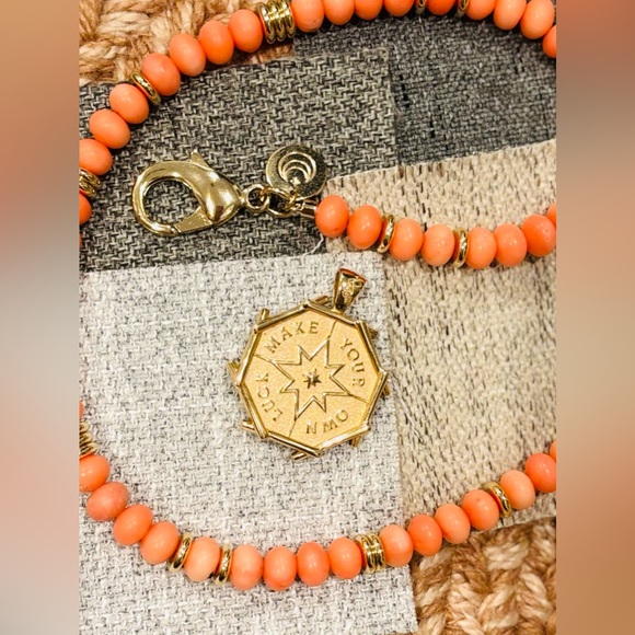 Jane Win Make Your Own Luck Wheel Pendant - Picture 2 of 4